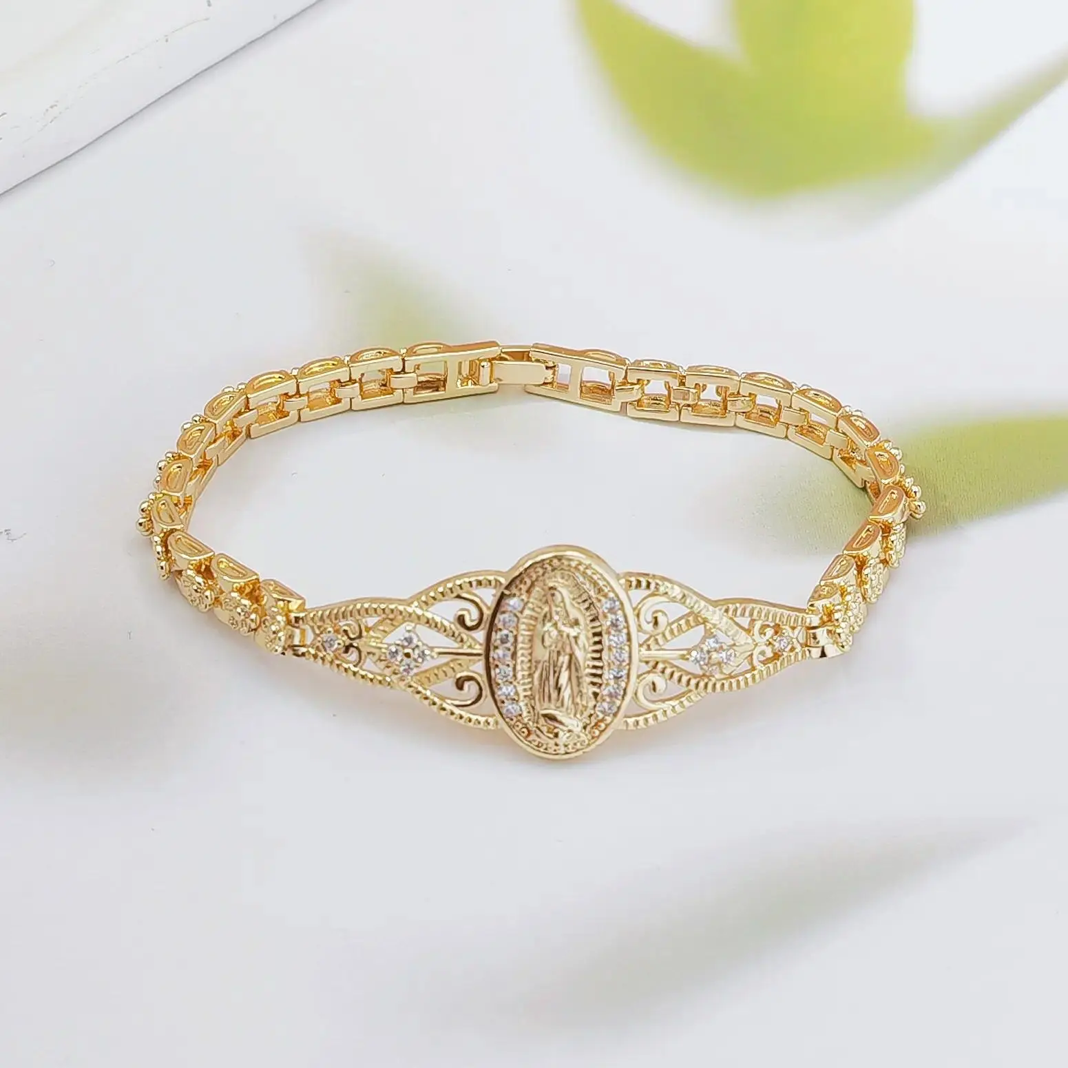 14k Gold Plated Golden Cuff Bracelet for Women, Hypoallergenic Non-Tarnish Elegant Jewelry Bracelet, Sports Wristband Gift for Her