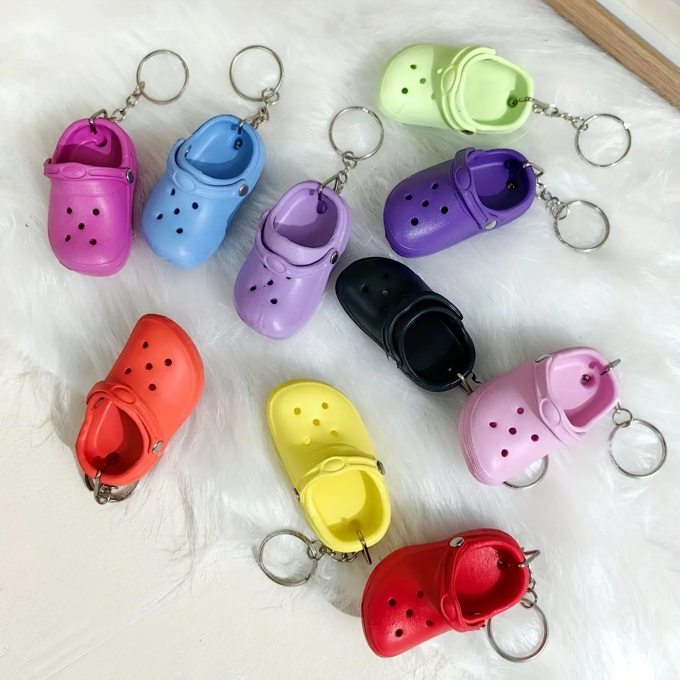 10 Piece Mini Keychain Rubber Slippers, Women's Cute Small Shoes, Lovely Charms, Perfect Backpack Gift, Adorable Accessories, Cute Keychains
