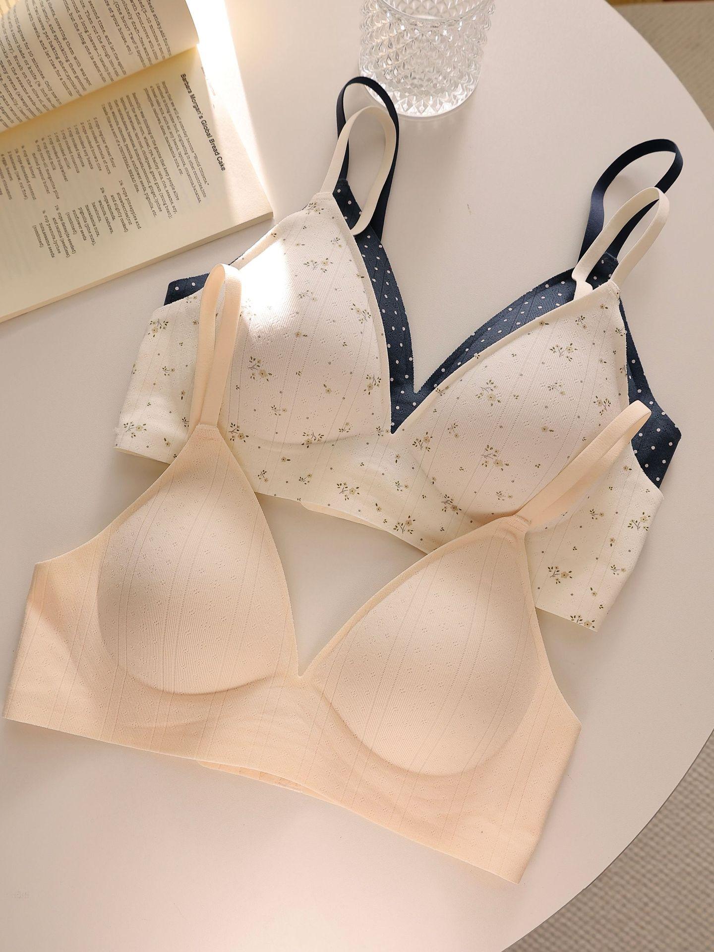 Girly Concept Soufflé Breathable Triangle Cup Bra Wireless Push-Up Comfortable Anti-Sagging Bra OB113
