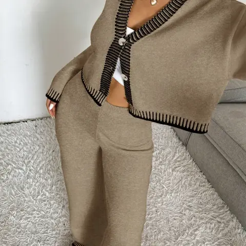 Women's V Neck Colorblock Cardigan Sweater Set, Going Out Sets, Casual Loose-Fit Crop Top & High Waist Wide Leg Pants, Fall Winter Knitted Outfit Elastic