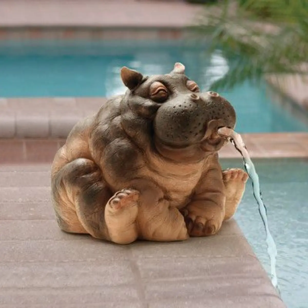 Novelty Sitting Hippo Resin Statue, Self-connected Water Pipe Spitter Ornament Without Pump for Lawn Pond and Indoor Desktop Decoration