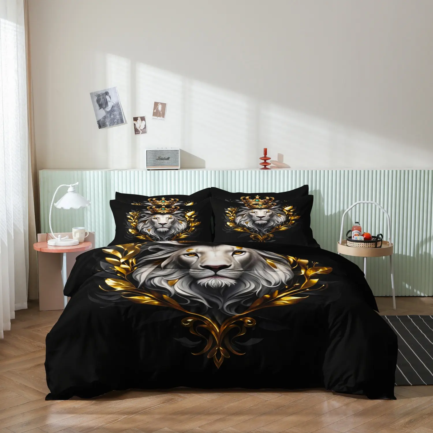 3 Pieces Golden Crown King Lion Duvet Cover Set, Luxury Gold Laurel Wreath Lion Head Printed Bedding, Soft Microfiber Noble Royal Style Bedding For Bedroom Home Decoration, Multiple Sizes Available (1 Duvet Cover + 2 Pillowcases, No Comforter No Pillow)