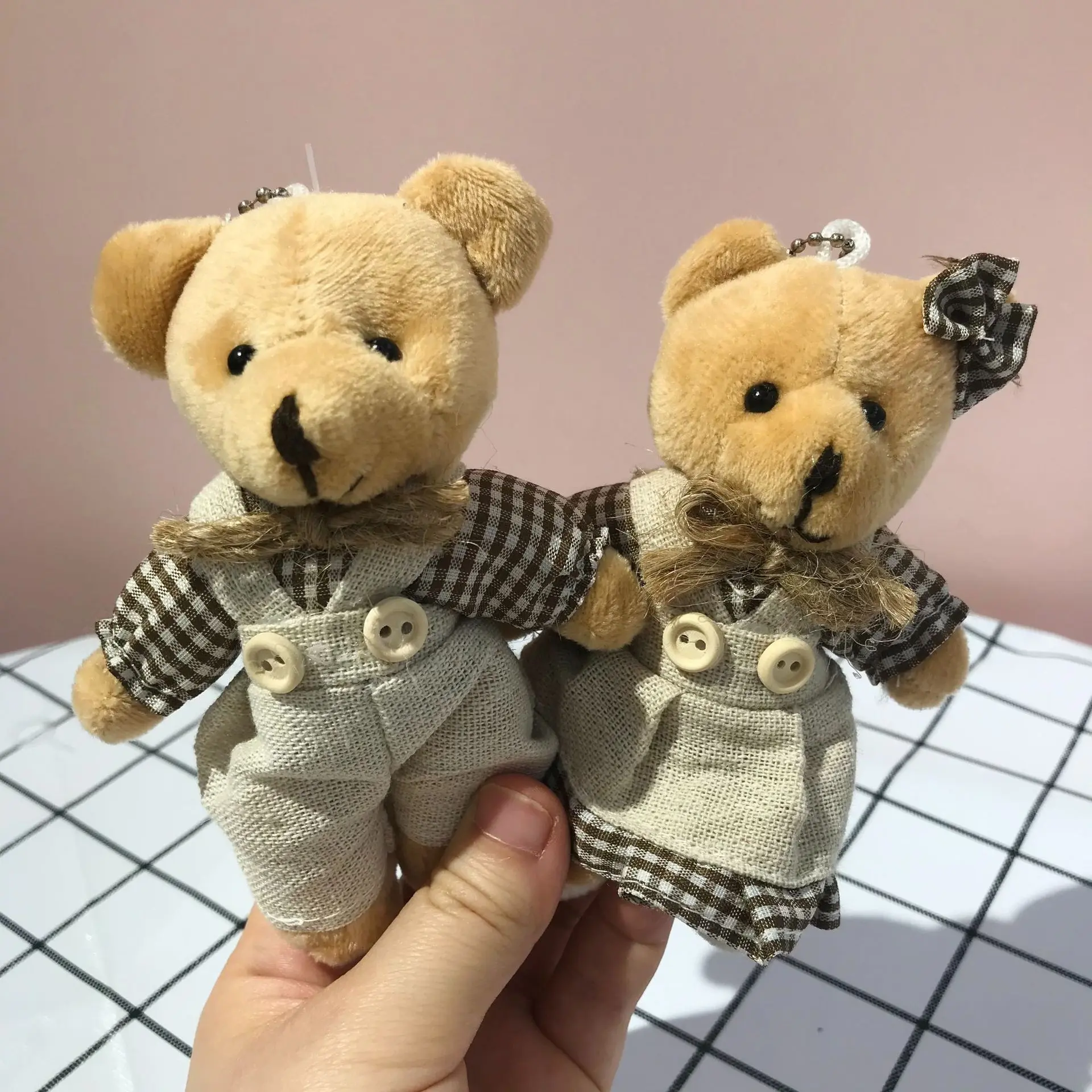 Brown and white bow (single price)