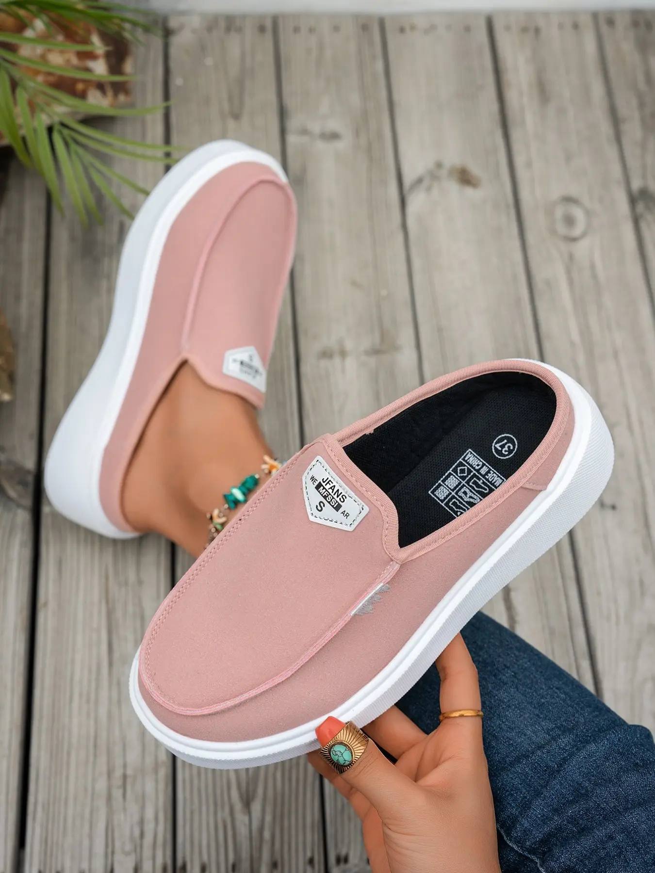 2026 Women's new styles: brown, black, gray, green. pink, leopard print. colorful. milk-colored. black and white. thick-soled mules. large size, comfortable, Casual Shoes, slip-on design. suitable for school/vacation.