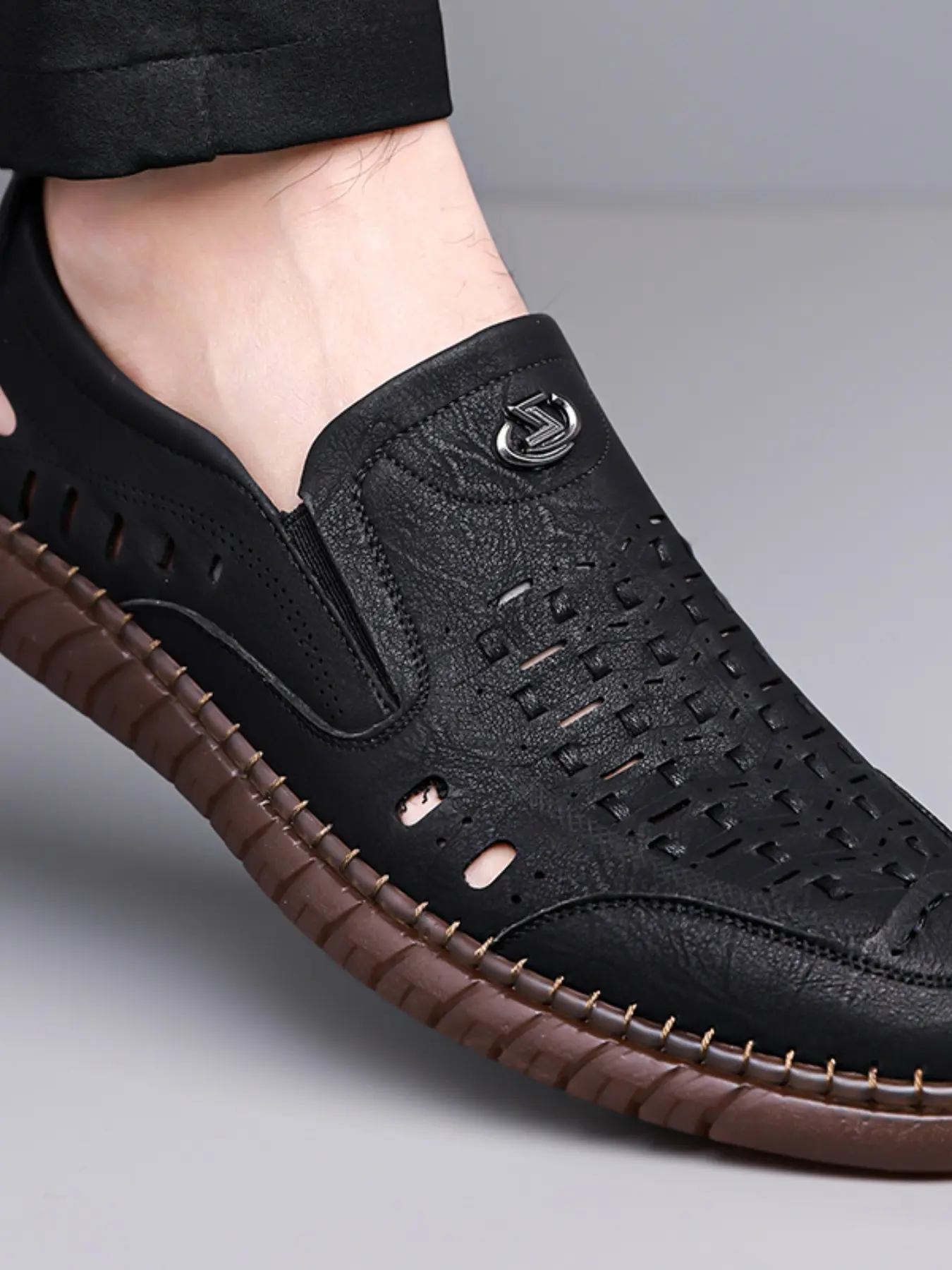 Men's Slip-On Sandals, Lightweight and Comfortable, Ideal for Daily Wear, Casual Outing, Travel, Men's Footwear