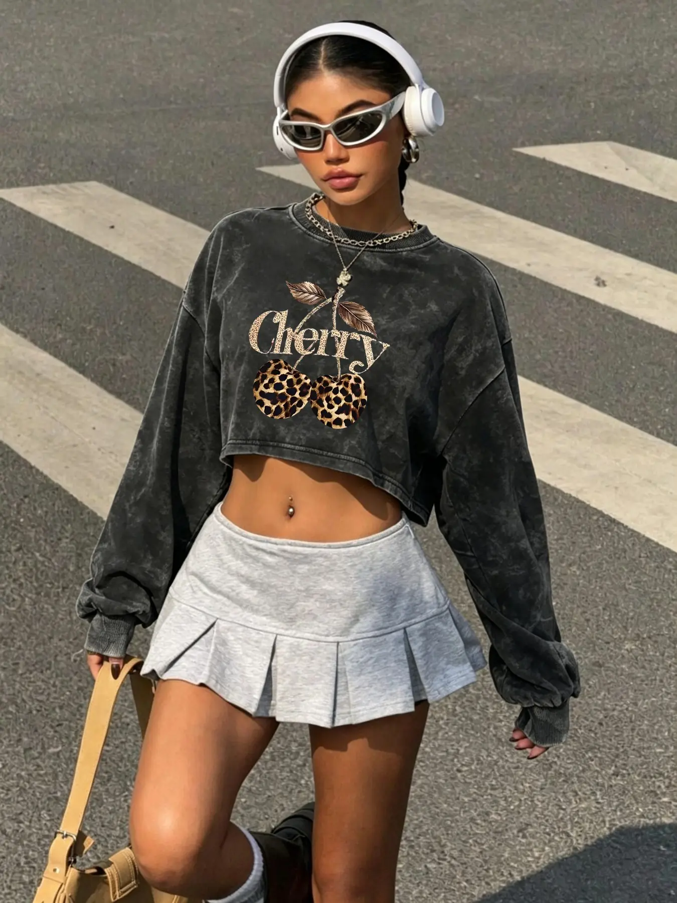 Leopard Print Cherry Pattern Vintage Washed Sporty Women's Hoodie, Loose Fit Long Sleeve Jumper for Fall Winter, Casual Streetwear & Fitness