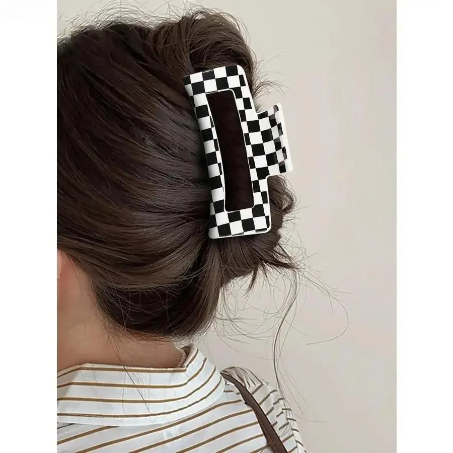 2 Pack Checkered Hair Claw Clips, Minimalist Square Design Hair Accessories for Women, Aesthetic Strong Hold Non Slip Hair Clips for Thick and Medium Hair, Lightweight Durable Styling Clips for Daily Wear Work Travel and Casual Outfits