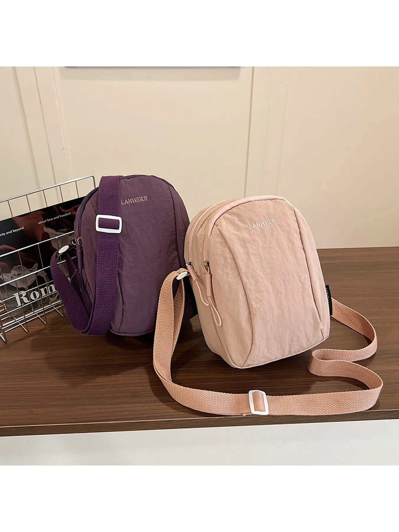 Simple Small Crossbody Bag 2025 New Mini Casual Shoulder Bag Lightweight and Simple for Everyday Outings