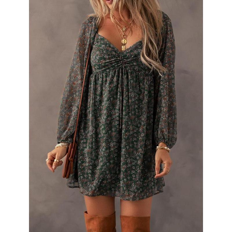 Women's Ditsy Floral Print Sweetheart Neck Shirred Back Dress, Bohemian Elegant Fashion Chic Bishop Sleeve Dress for Feminine Daily Holiday Vacation Wear, Ladies Dress for All Seasons, Casual Summer Boho Chic Womenswear, Casual Loose Dress