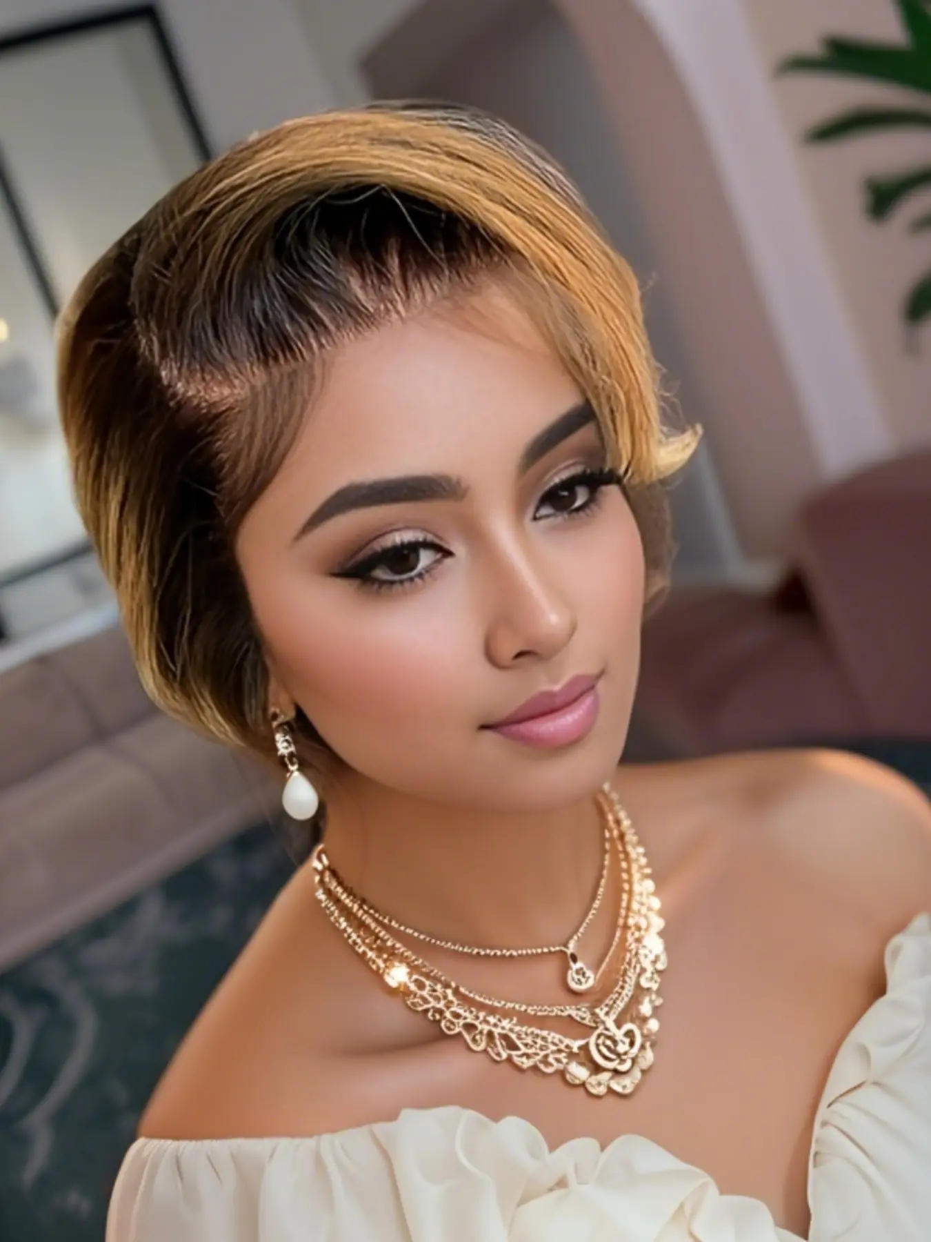 Pixie Cut 13x4 Transparent Lace Wigs, Human Hair Wig for Women, Short Bob Curly Wig, Natural Look, Easy Maintenance
