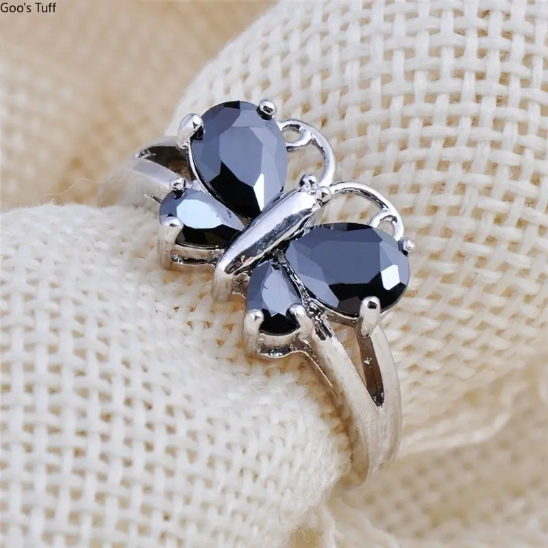 Women's Rhinestone Butterfly Motif Hand Ring, Unique Creative Animal-Themed Fashion Jewelry for Daily Wear & Party Gifting