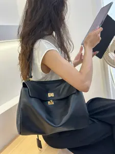 High-End Lock Closure Tote Bag, Large Capacity Commuter Women's Bag, Casual Versatile Shoulder Crossbody Kelly Bag, New 2026 Model, Elegant Commuter Bag