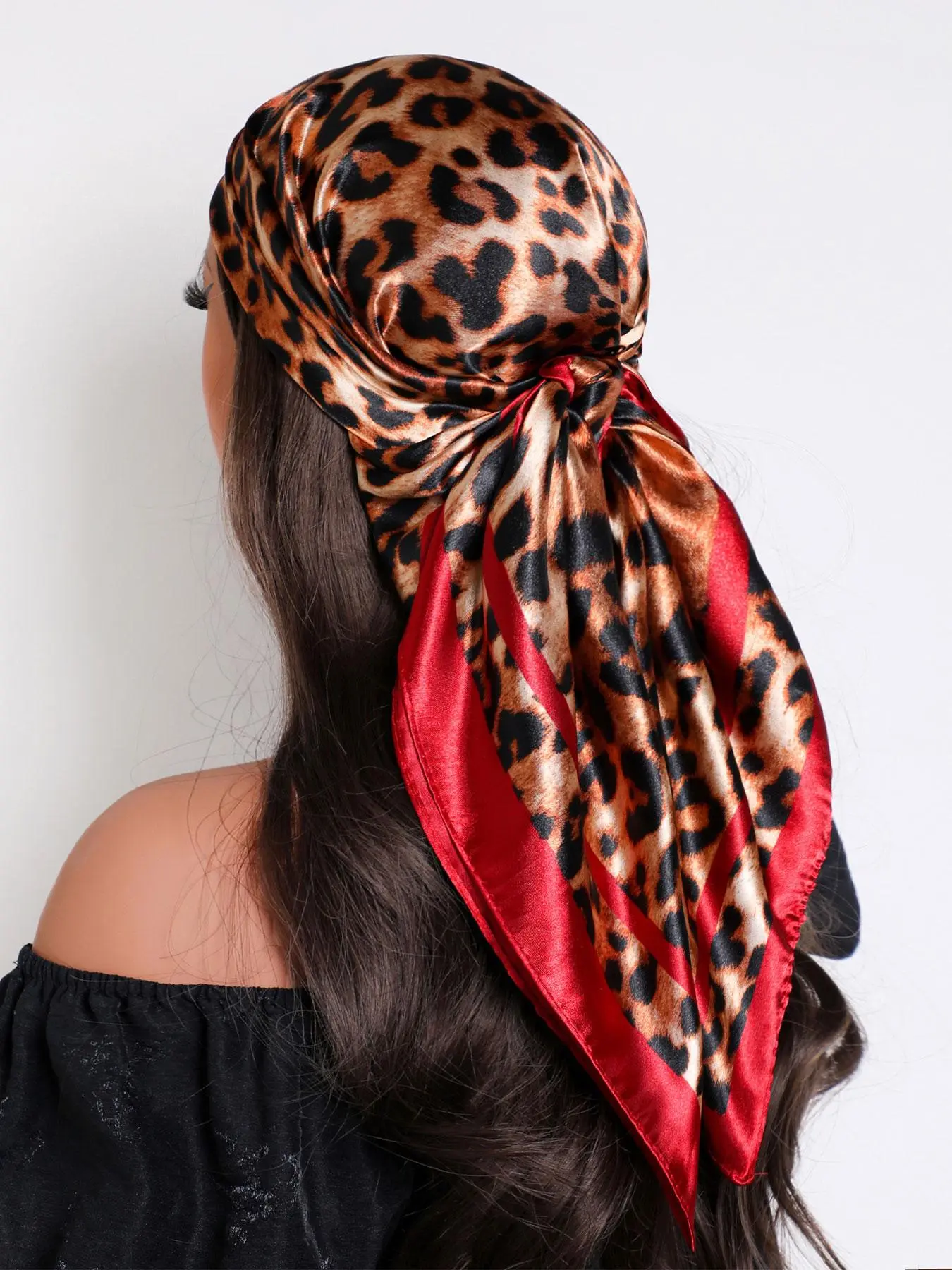 35.4 Inch Leopard Print Square Scarf, Unisex Casual  display picture 2