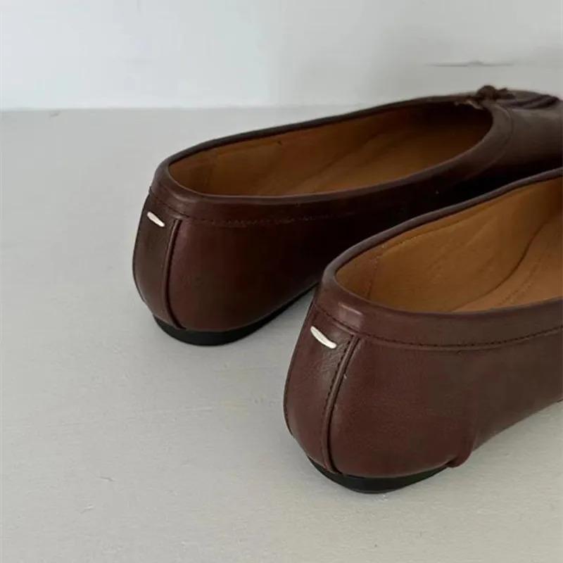 New Soft Leather Split Toe Women Tabi Ballet Flats Spring Autumn Comfortable Walking Lazy Loafers Casual Girls Dance Shoes