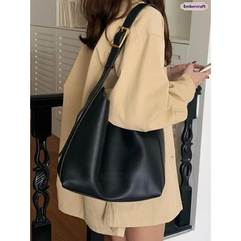 Embercraft Women's PU Leather Minimalist Solid-Color Satchel - Large-Capacity, Durable, Lightweight Carryall, Casual Messenger Bag for Work Commuters, Fashion Accessory Bag, Casual Messenger Bags
