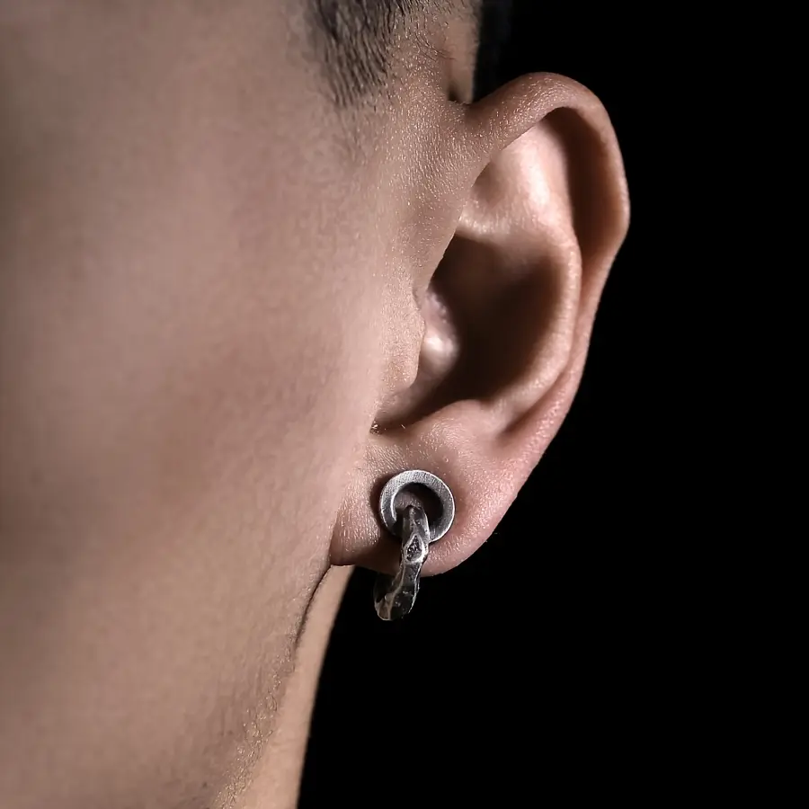 1 Pair Antiqued Hammered Textured Interlocking Double earrings, Dark Gothic Punk Style, Men’s Cool Hoop Earring, Guys & Teens For Streetwear & Club Night, Hypoallergenic Titanium Steel, Tarnish Resistant