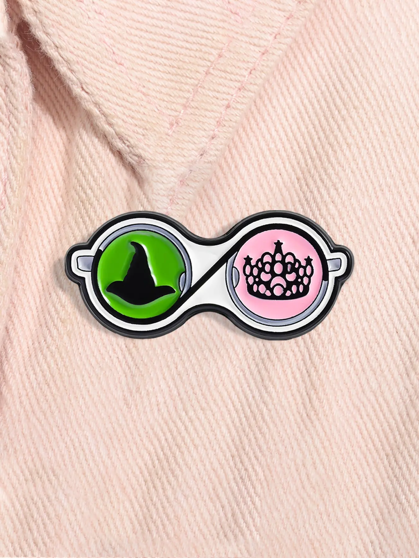 Wicked Fantasy Movie Enamel Pin Evil Witch Elphaba Wizard Hat Glinda Crown Alloy Brooch Pin Lapel Backpack Badge Fashion Jewelry Accessories Gift for Friends