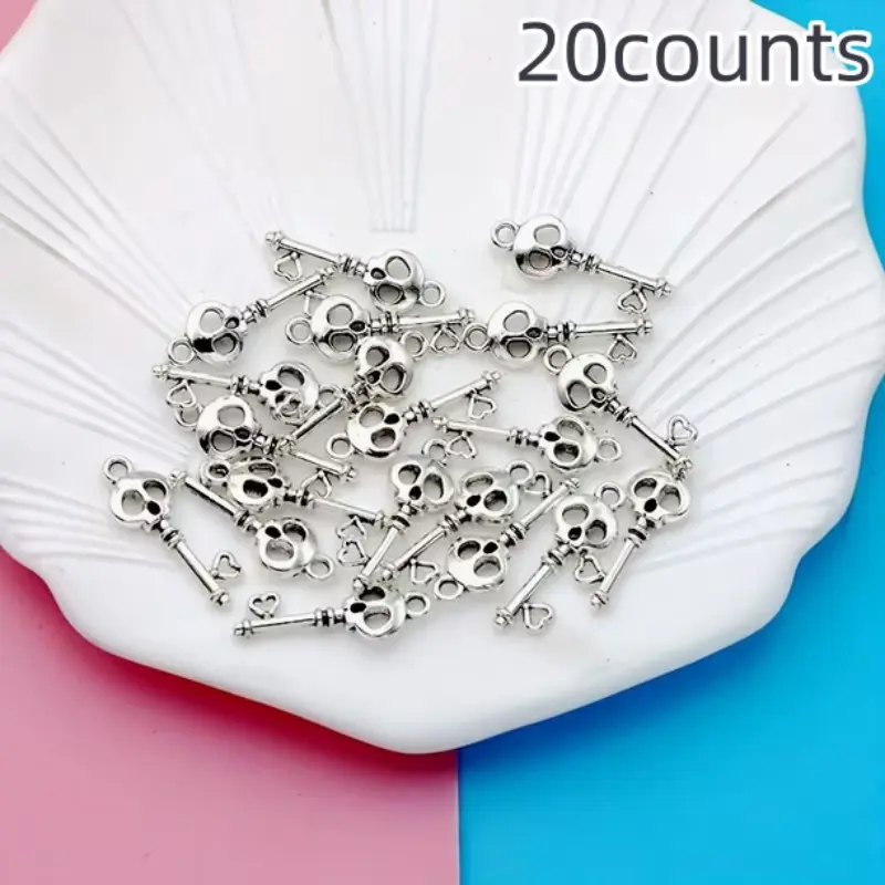 20 Vintage Silver Color Skull Keychains, Perfect Halloween Gifts, Handmade DIY, Exclusive Halloween Choice, 20 Pieces Set
