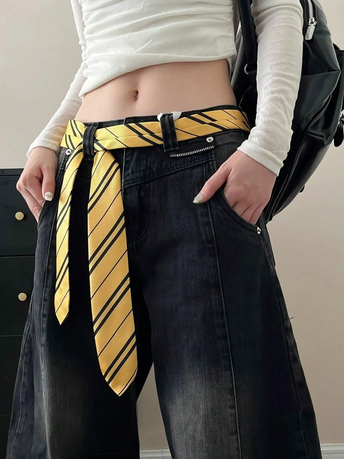1pc Yellow Striped Waist Belt, Vintage Y2K Fashion Multi Functional Belt for Women & Men, Multi-Way Wear as Tie Belt, Necktie or Neck Scarf, Casual Streetwear Accessory
