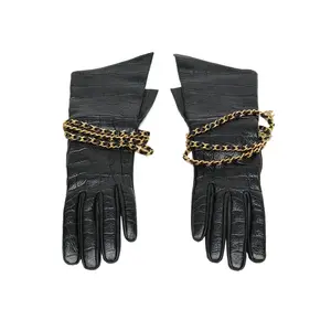 Pre-owned CHANEL Black Leather Chain Gloves 7.5P226359424
