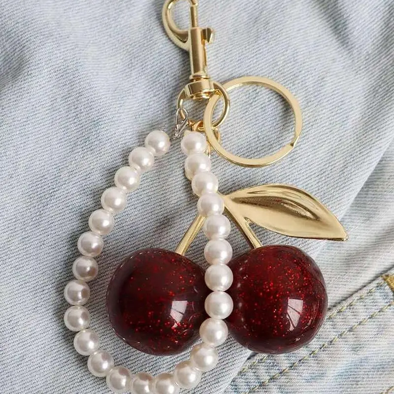 Cherry Keychain, Keychain Accessories, Girly Keychain for Bags, Women's Bag Pendant, Fashion Trend Exquisite Pendant, Women's Backpack Elegant Pendant, Suitable for Valentine's Day and Christmas Gift for Friends