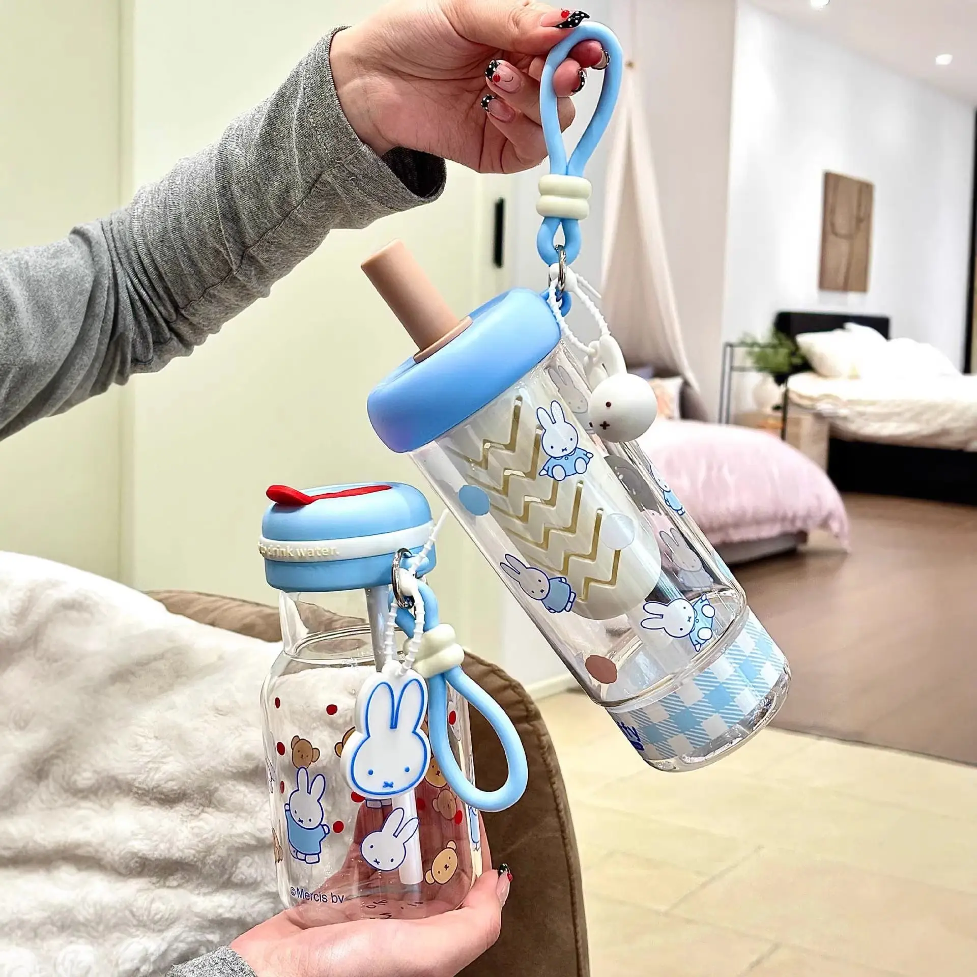 Kawaii Miffy Licensed Cup for Teen Girls, Bunny Cartoon Collectors & Tea Lovers, Perfect Tritan Water Bottle for School, Office, Picnic & Daily Commute