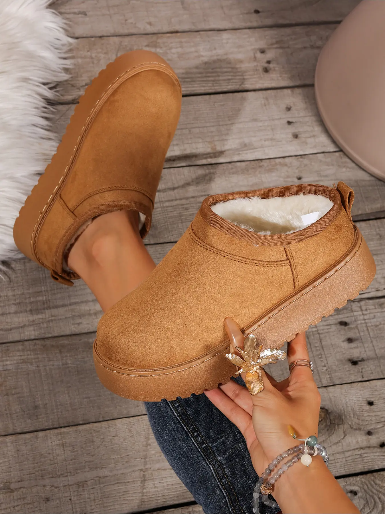 Women's Plus Size New Thick Sole Slip-On Sandals, Fuzzy Lining Warm No Heel Winter Anti-Slip Comfortable Home & Outdoor Shoes, Fuzzy House Slippers