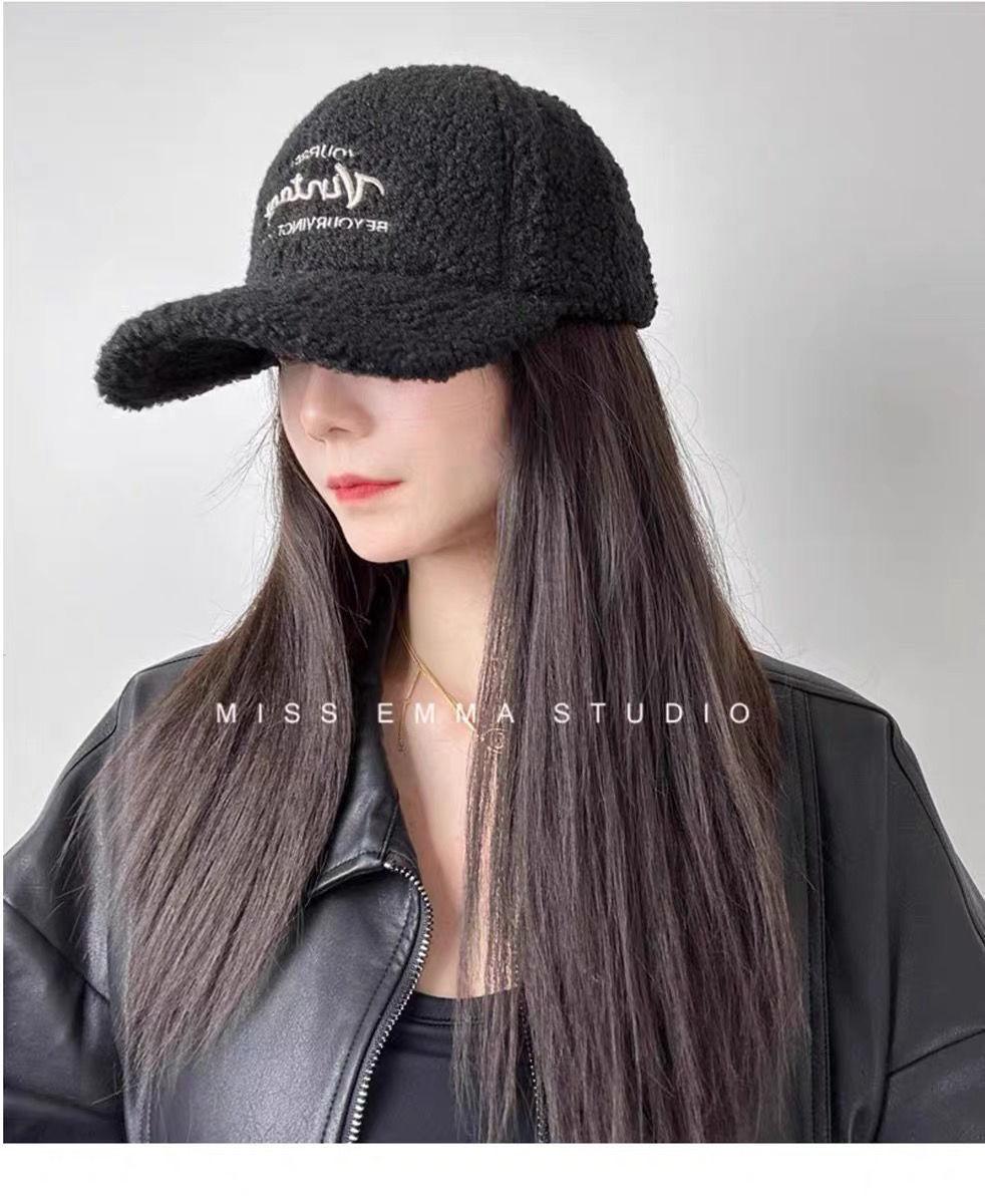 Women's Lamb Wool Baseball Cap 2025 New Autumn Winter Fashionable Warm Thickened Duckbill Cap that Makes the Face Look Smaller Plush Hat