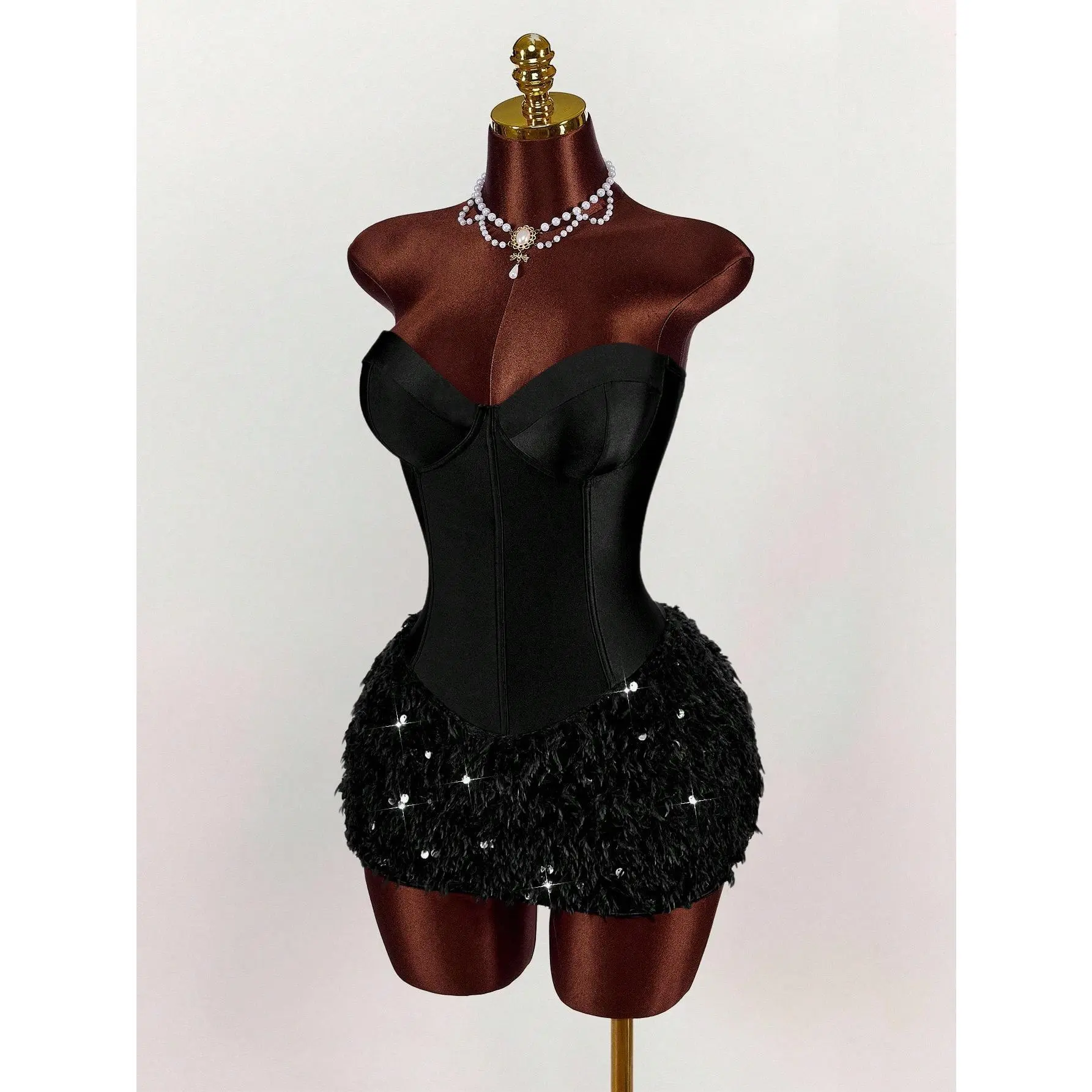 Women's Solid Color Bustier Patchwork Faux Fur Hem Fitted Fashionable Mini Dress, Birthday Party Christmas spring summer aesthetic wardrobe staple on trend clean look evening dress