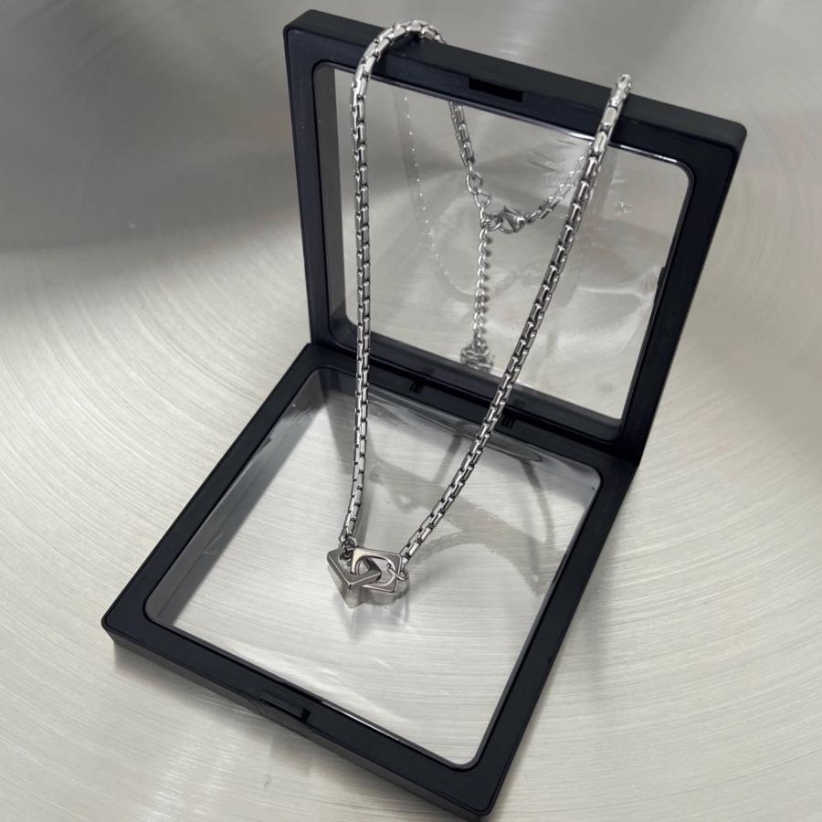 Simple double ring buckle titanium steel necklace men's cold wind niche high sense street hip hop collarbone chain couple accessories tide