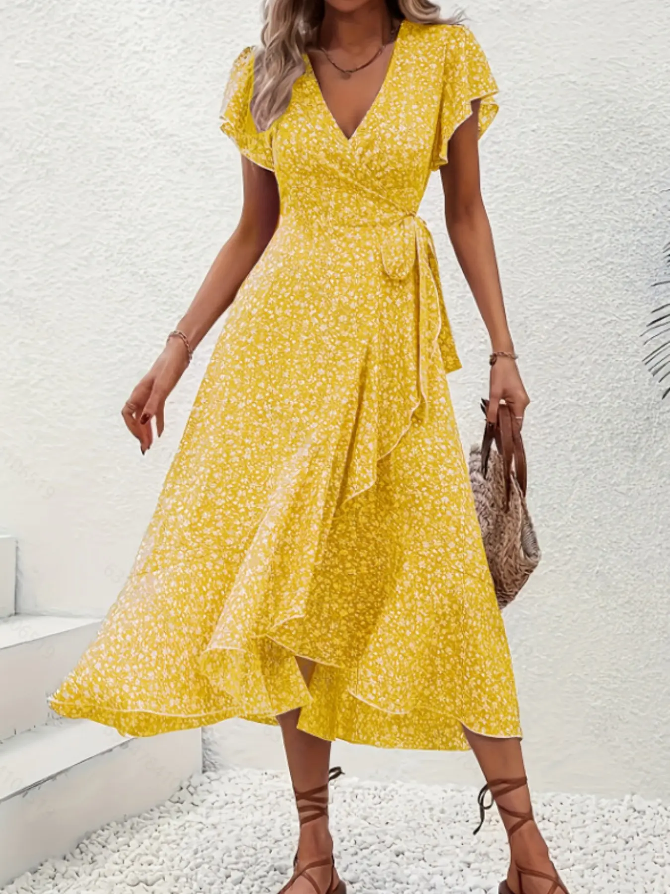 Women's Boho Bohemian Ditsy Floral Maxi Dress, Feminine Aesthetic Summer Ruffle Cap Sleeve V Neck, Long Flowy Beach Vacation Wedding Guest Dresses, Elegant & Comfortable, Chic