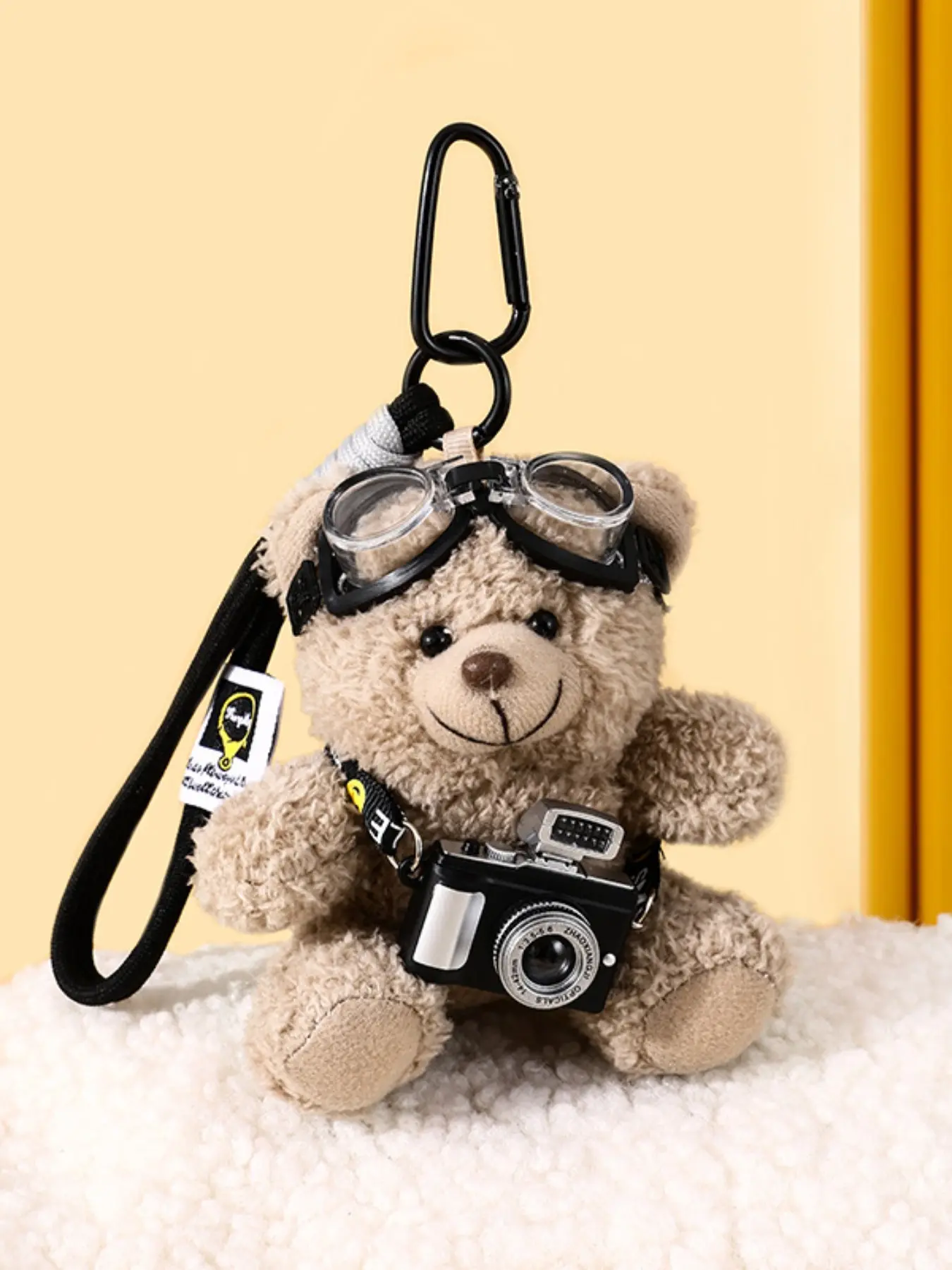 Adorable Bear Keychain with Flashlight Camera & Glass Accessories, Cute Plush Bag Charm for Handbags, Wallets, Backpacks, Cute Keychains, Perfect Gift