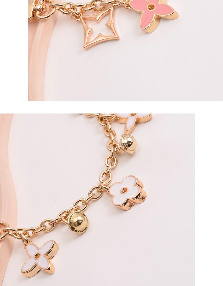 Bag chain decorative accessory with four-leaf clover element, chain pendant, hardware accessory, chain ornament