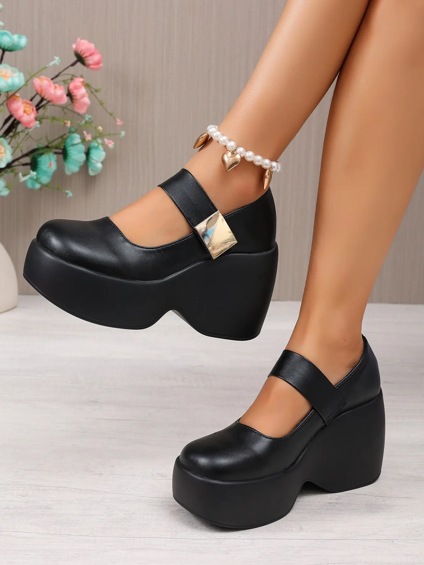 Women's Wedge Heeled Thick Sole Shoes, Comfortable and Stylish Footwear, Perfect for Daily Wear, Durable and Trendy Design