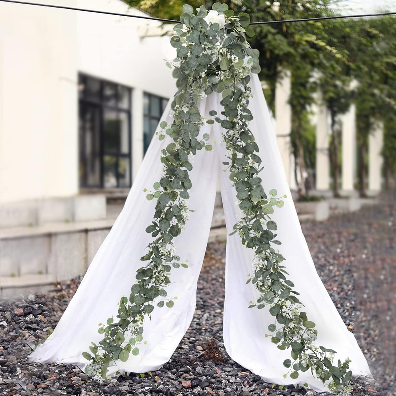 Artificial Eucalyptus Garland, Faux Floral Garland, 2/4 Counts Faux Greenery Vines, Decorative Plants for Wedding Party Mantle Table Runner Home Decor