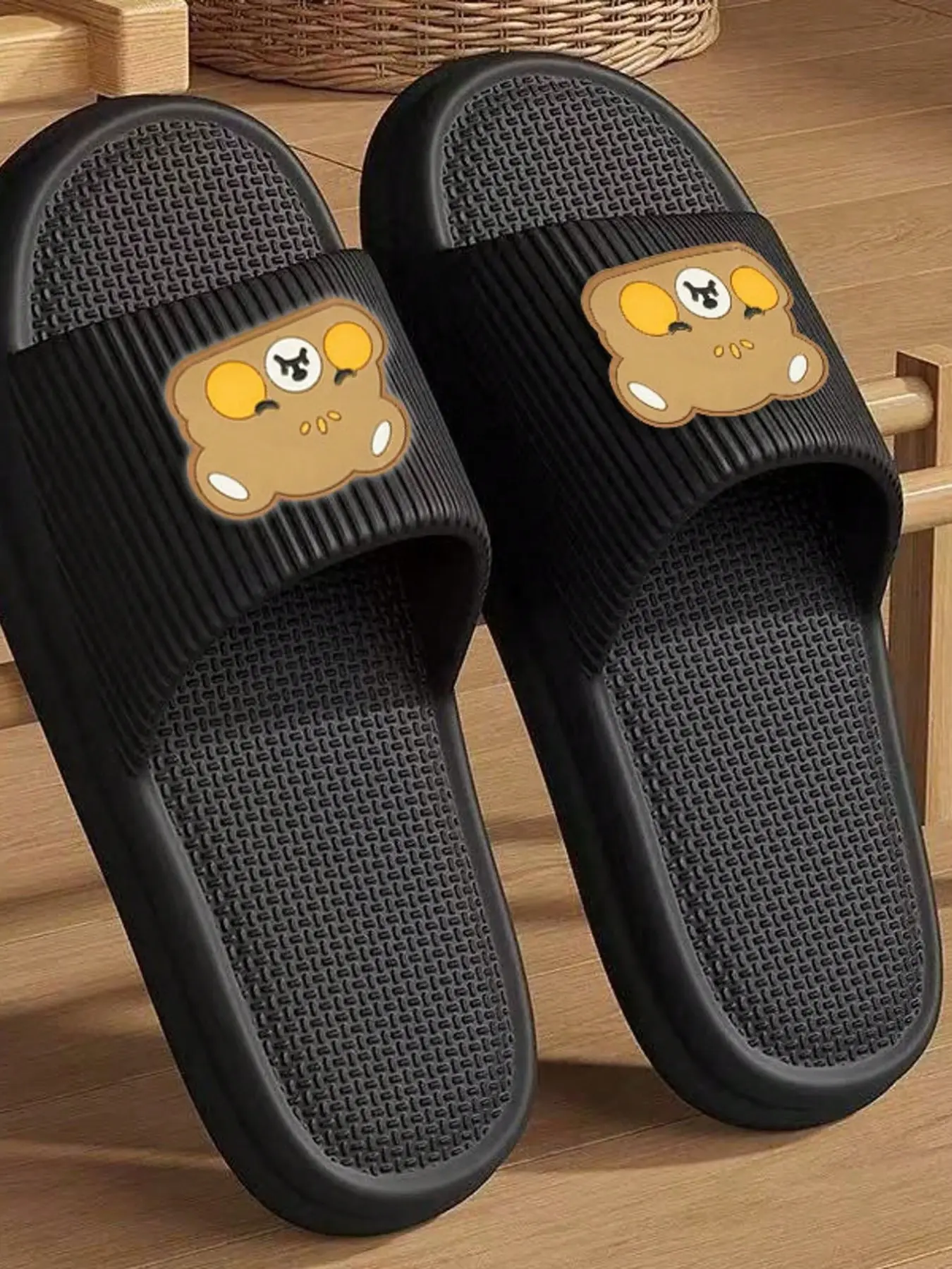 Comfortable Unisex Eva Animal Slippers, Home Slipper, Simple Striped Design, Indoor/outdoor Use, Hand Washable Beach Shoes, Customizable Sleepy Bear.Runs small, wide feet please size up one size.