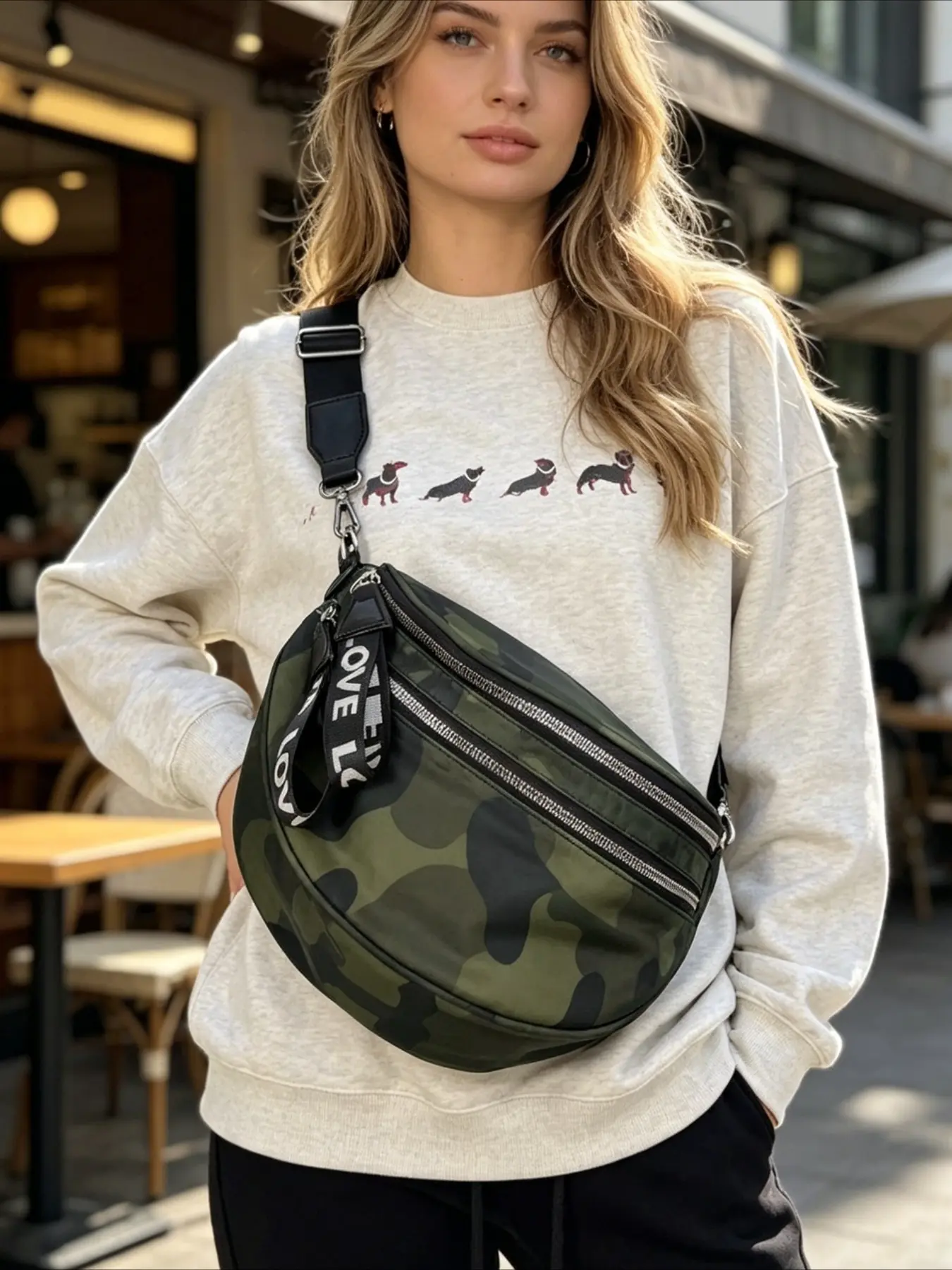 Ladies' fashionable retro casual mesh chest bag, simple half moon street style spliced city crossbody bag, suitable for work, commuting, dating, party large capacity shoulder bag