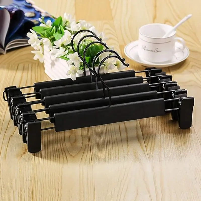 5/10/20/30 Pack Clothes Pants Hangers, Space-Saving Skirt Holders with 360 ° Swivel Hooks, Adjustable Clips, Lightweight Pants Hangers with Clips, Trouser Coat Garment Jeans, Skirt Hangers, Plastic Clip Hangers for Pants, Skirts, Jeans and Shorts