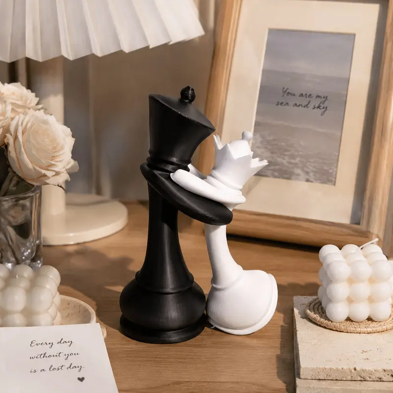 Meaningful 3D Printed Chess King Queen Couple Statue Perfect Engagement Wedding Anniversary Gift