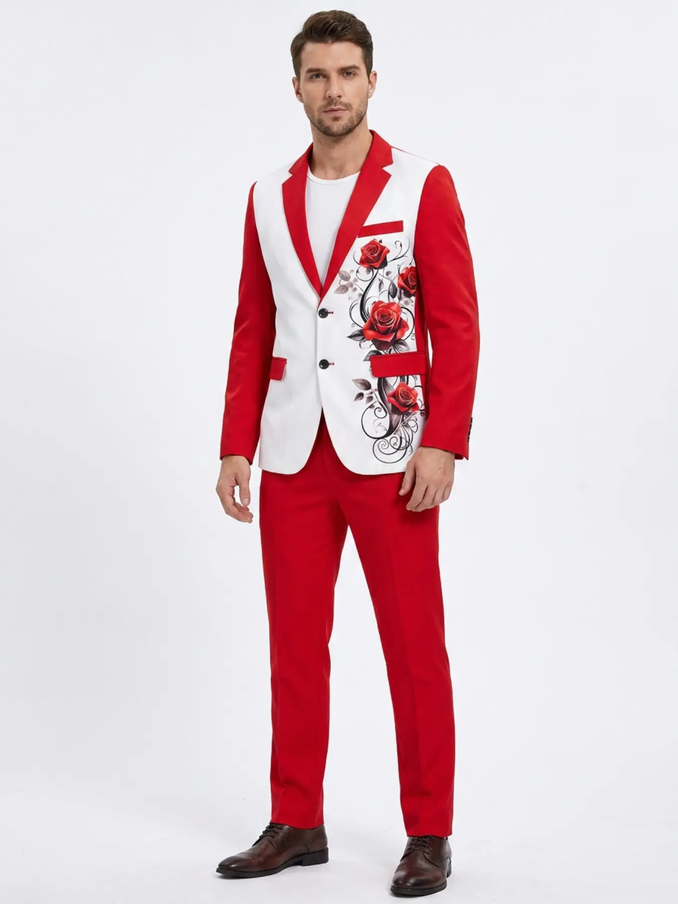 Men's two-piece color-blocked suit set, featuring a red and white patchwork suit jacket paired with red trousers, and a red rose print design on the side; a tailored formal suit for stage banquet hosts.