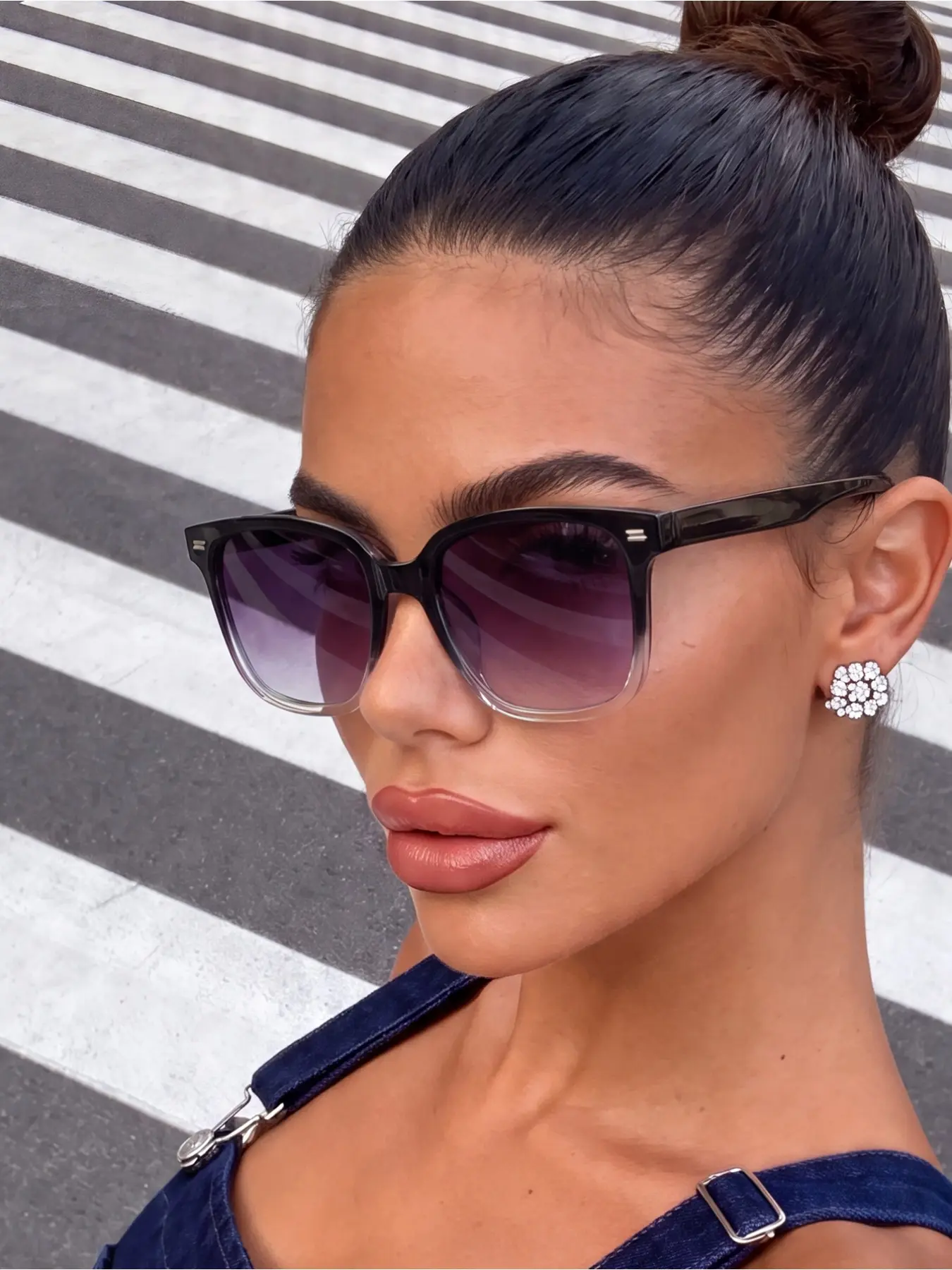 1 pair of men's and women's square frame sunglasses, Fashionable sunglasses, outdoor outfits, travel, summer accessories, sporty style, driving, family outings, street accessories, vacation vibes, party, holiday outfits, beach