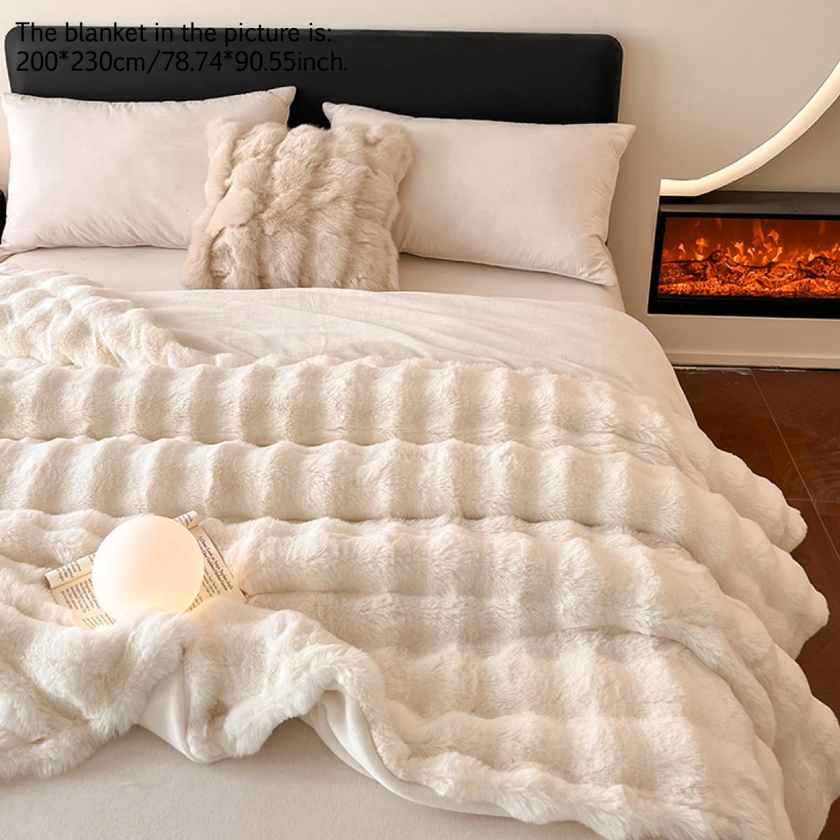 Solid Color Faux Rabbit Fur Blanket, Soft Fluffy Blanket, 1 Count Soft Comfy Skin-friendly Warm Throw Blanket, Bedding Supplies for Home Bedroom Living Room Dormitory, Comfortable Plush Blankets