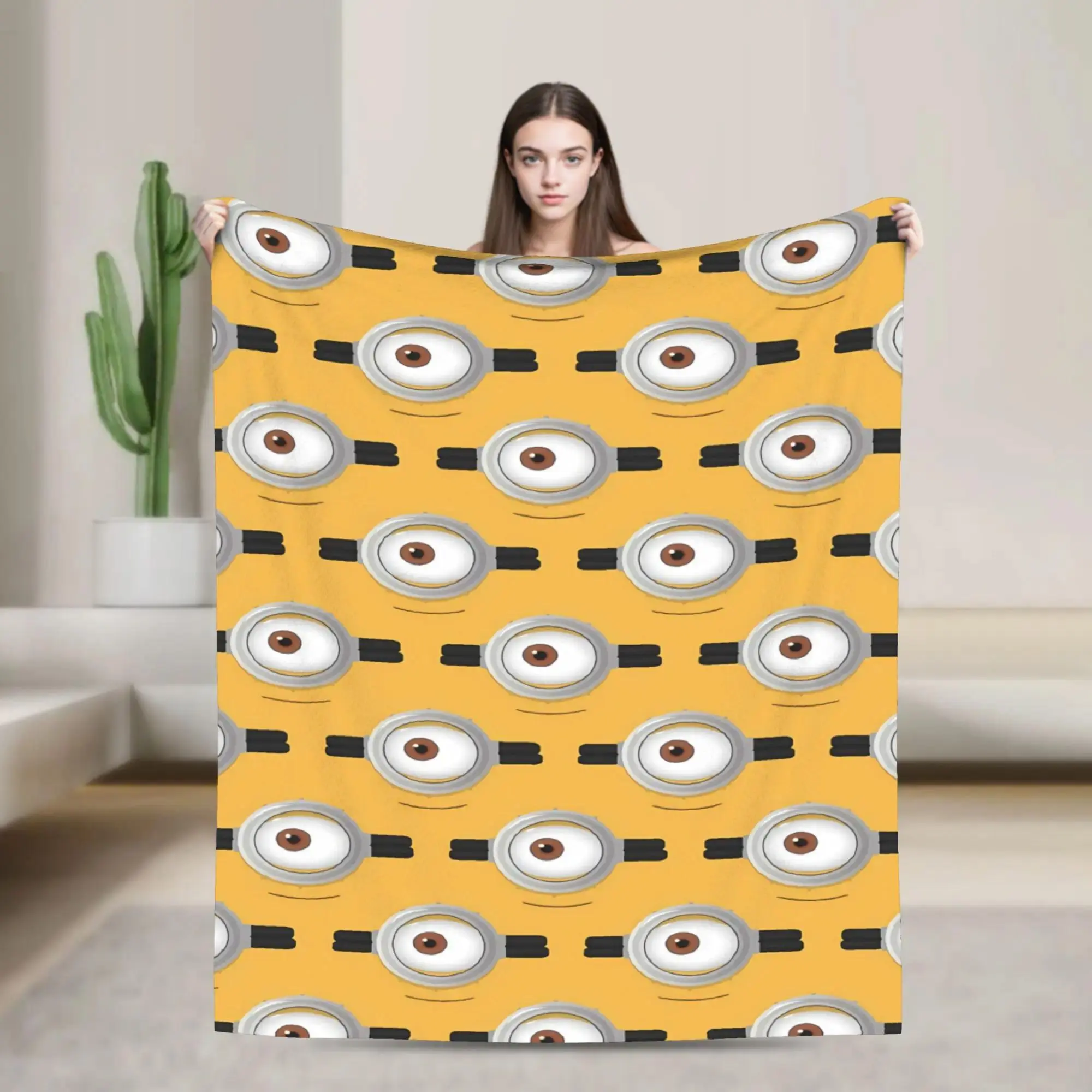 Flannel Throw Blanket Single Round Lens Seamless Repeat Print, Bright Yellow Casual Modern Home Decor, Ultra Soft Anti-Pilling All Season Cozy Blanket for Sofa Bedroom Dorm Holiday Gift