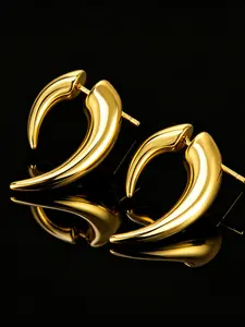 Fashion Sweet Cool Colorblock Two-Sided Wolf Tooth Earrings, Crescent Moon Horn New Couple Cool Ear Jewelry, Trendy Accessories