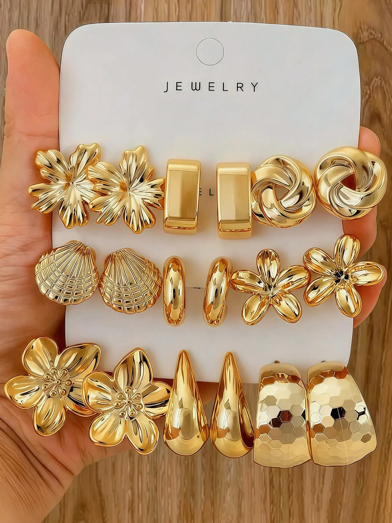 18-Piece Earring Set for Women, Mixed Fashion Earrings for Daily Wear, Parties, Travel, Lightweight Ccb Jewelry Gift Set