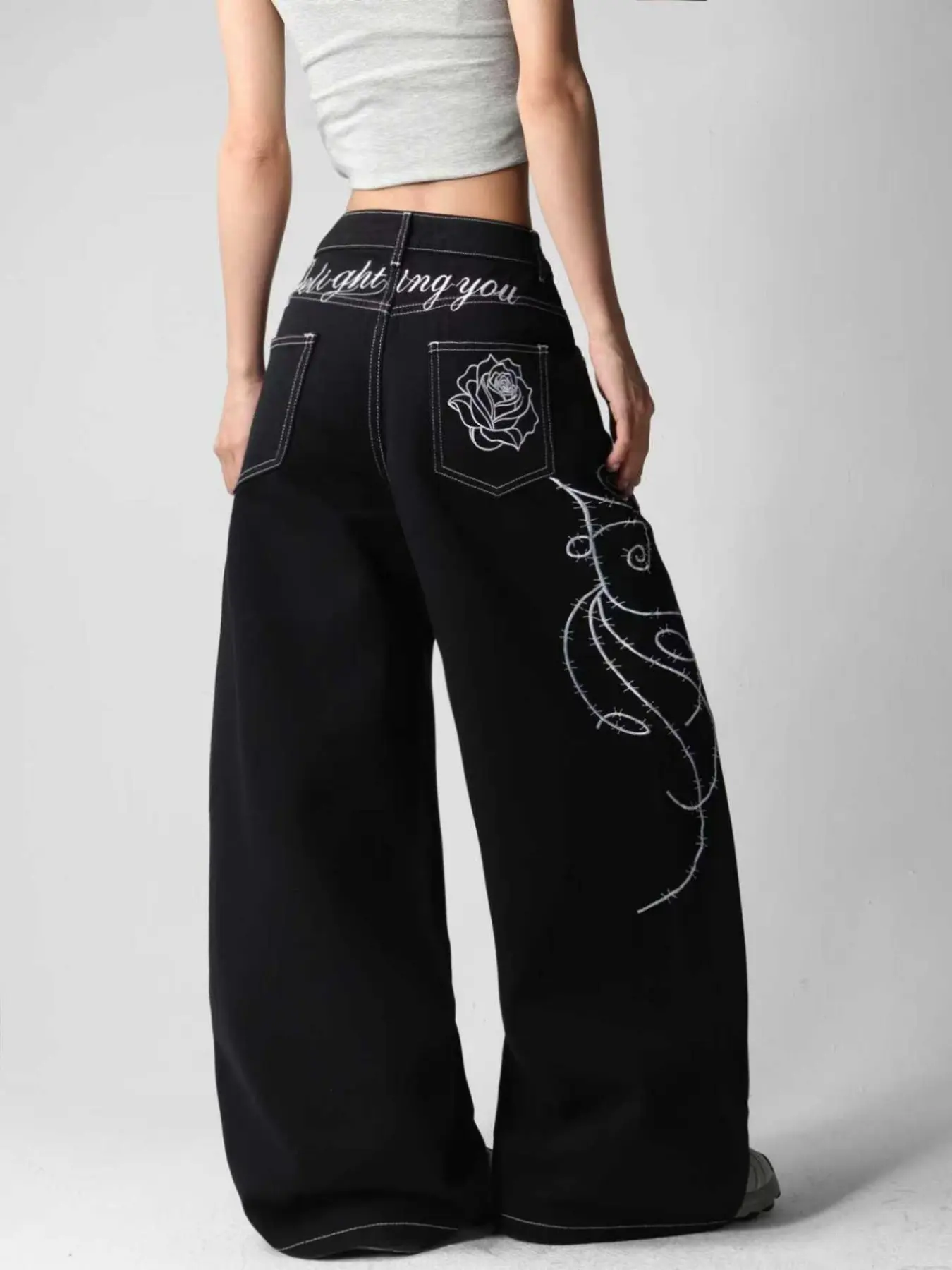 New Women's Letter Floral Embroidered Jeans, Trendy Street Style Long Pants, Comfortable Loose Fit, Daily Wear Wide Leg Pants
