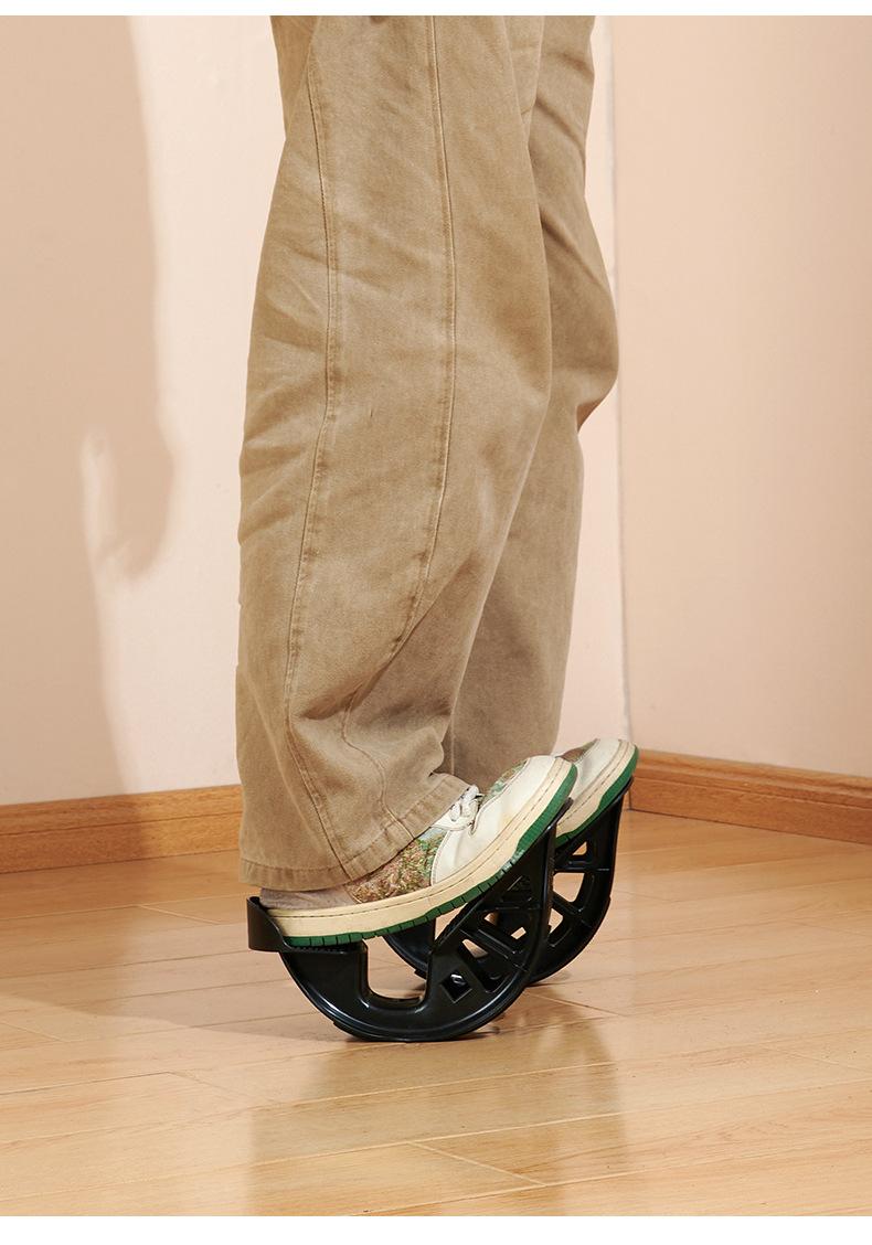 Indoor heel pedal, used for stretching the calves, Achilles tendon, tibialis muscles, and for leg stretching and massage on the treadmill