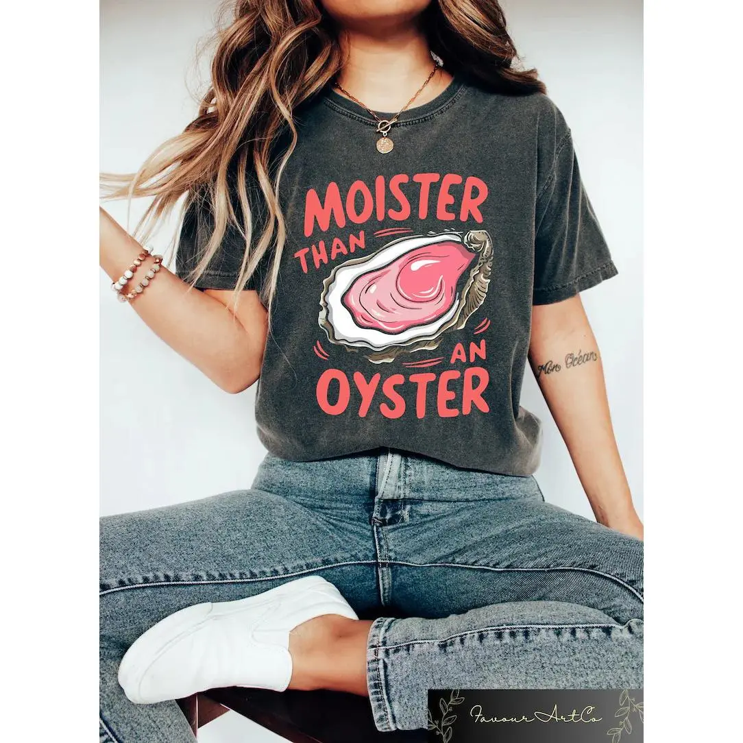 Moister Than An Oyster Retro Washed Cartoon Oyster Double Meaning Meme Front Graphic Tee, Comfort Soft For Beach Seafood Restaurant Casual Gathering Male Female T-Shirt