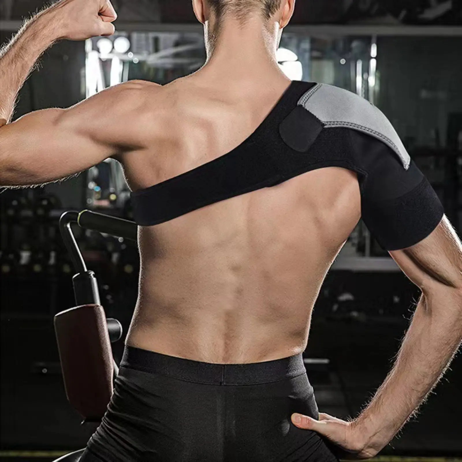 Men Adjustable Compression Shoulder Support Brace, Left & Right Universal Sports Shoulder Stabilizer Strap, Injury Protection Fixing Wrap for Weightlifting, Strain & Sprain Recovery During Workout Training