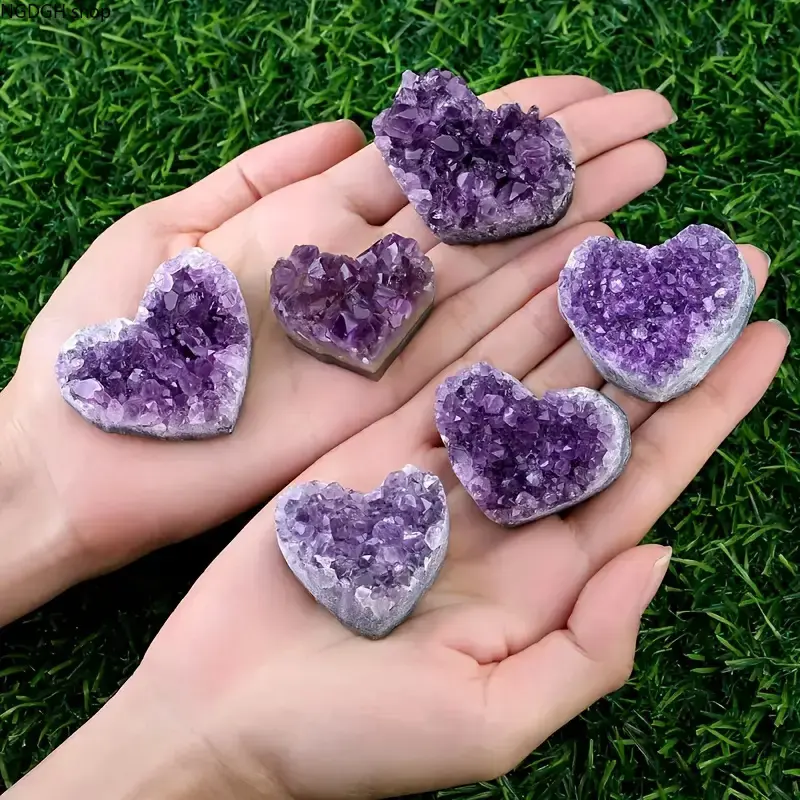 Natural Amethyst Crystal Cluster Shape Stone - Heart Purple Geode, Women's Healing Mineral, Boho Spiritual Home Decor Gift Accessory (Sports & Outdoor Themed Accent)